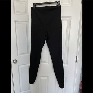 Maternity workout leggings